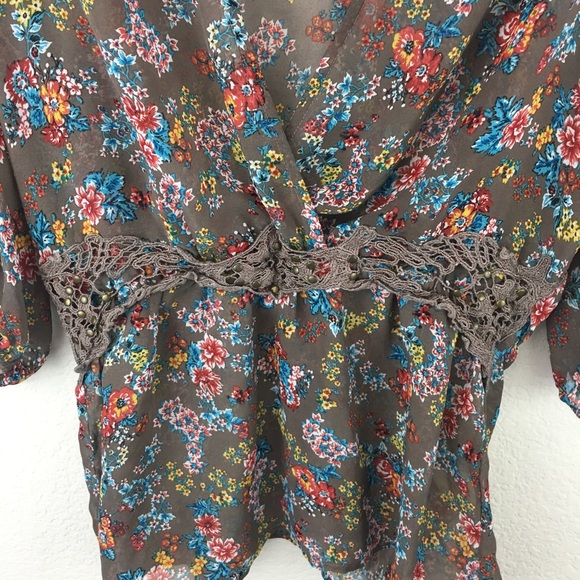 Premium Vanity Collection - Picture 3 of 6